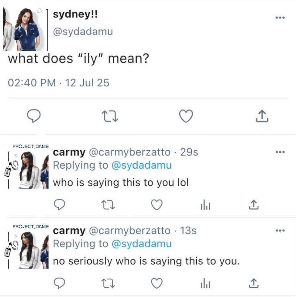 ashlyns pinky is down 💛 tweet media