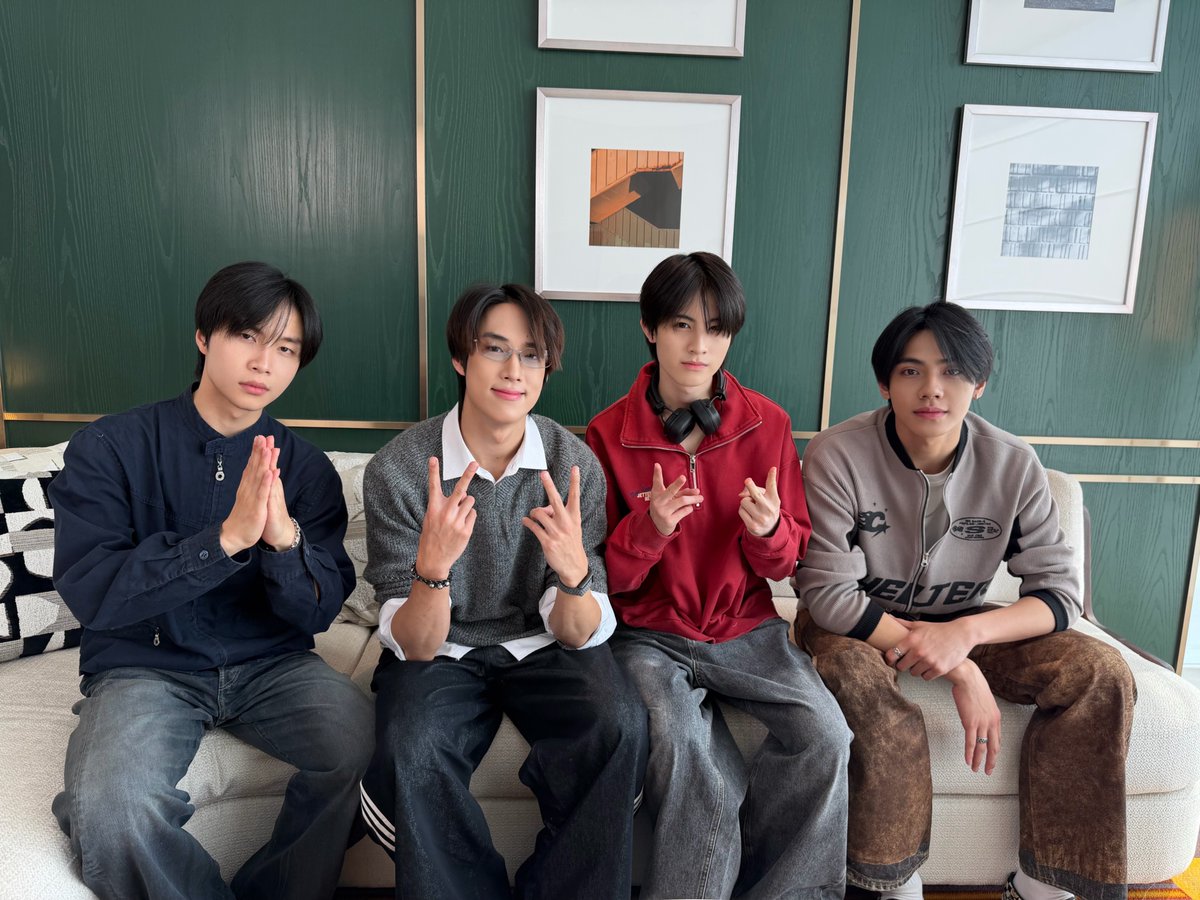 BUS because of you i shine tweet media