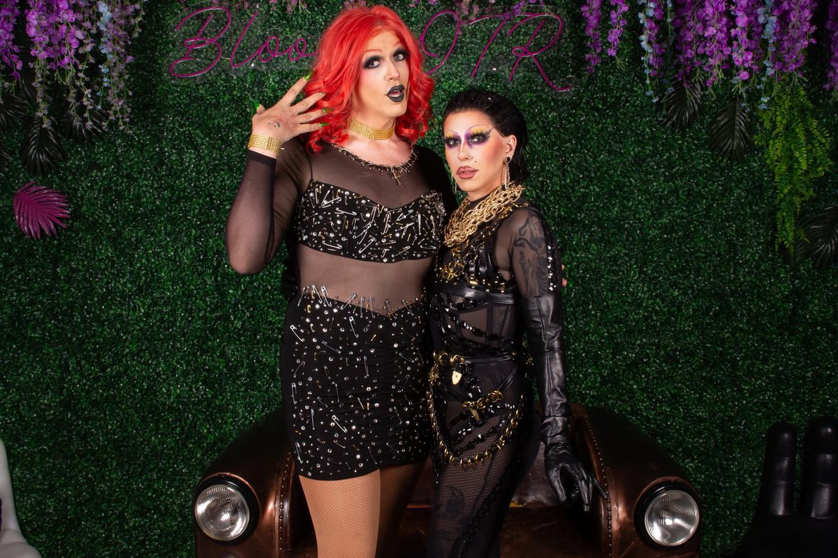 corabellebj's tweet photo. I MET THE POPE! I was in awe and literally asked for 13 “HAIL MARRRYS!” Thank you so much @discordxaddams for being an amazing drag artist who continues to inspire this generation.
Also, will you light my candle? Teehee. HAIL DISCORD! 🕯️😘🫶
#dragqueen #trans #discordaddams https://t.co/plyqsaI45t