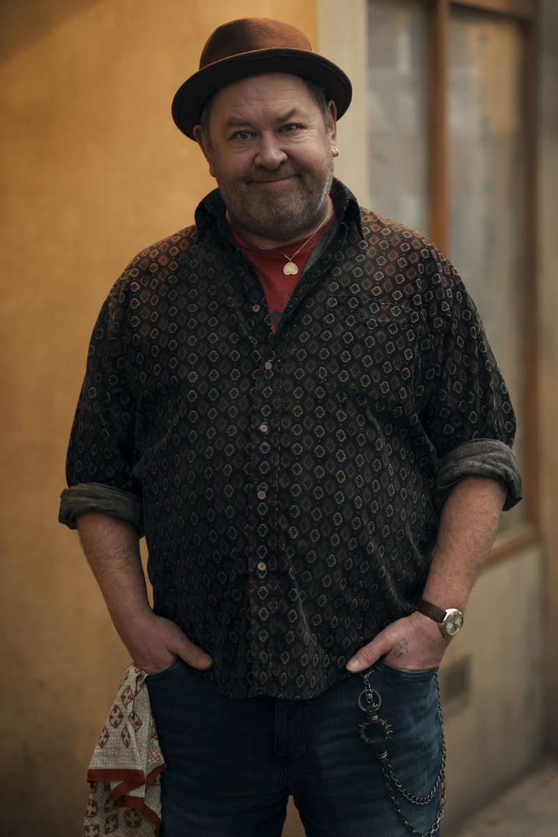 Good Omens tweet media