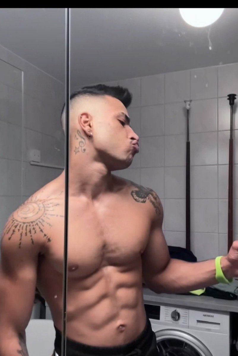 Medoo Ava tweet media