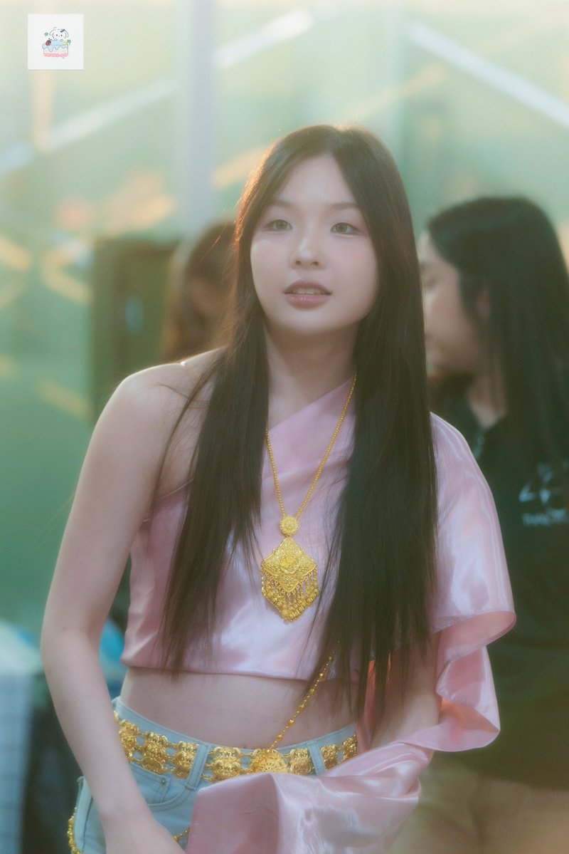 Tŧ🐇🌕💕 tweet media