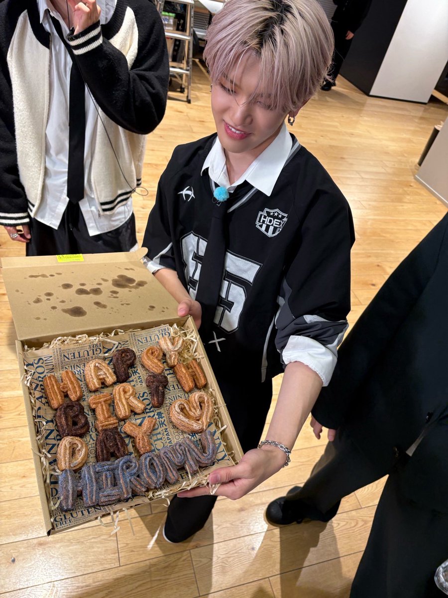 🍓🍼 tweet media