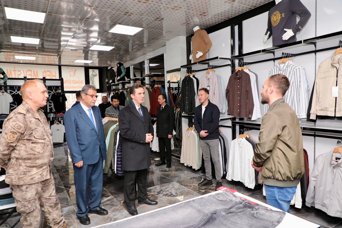 Bitlis Valiliği tweet media