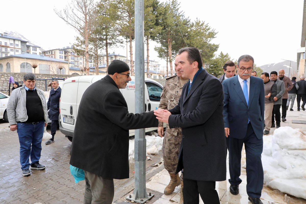 Bitlis Valiliği tweet media