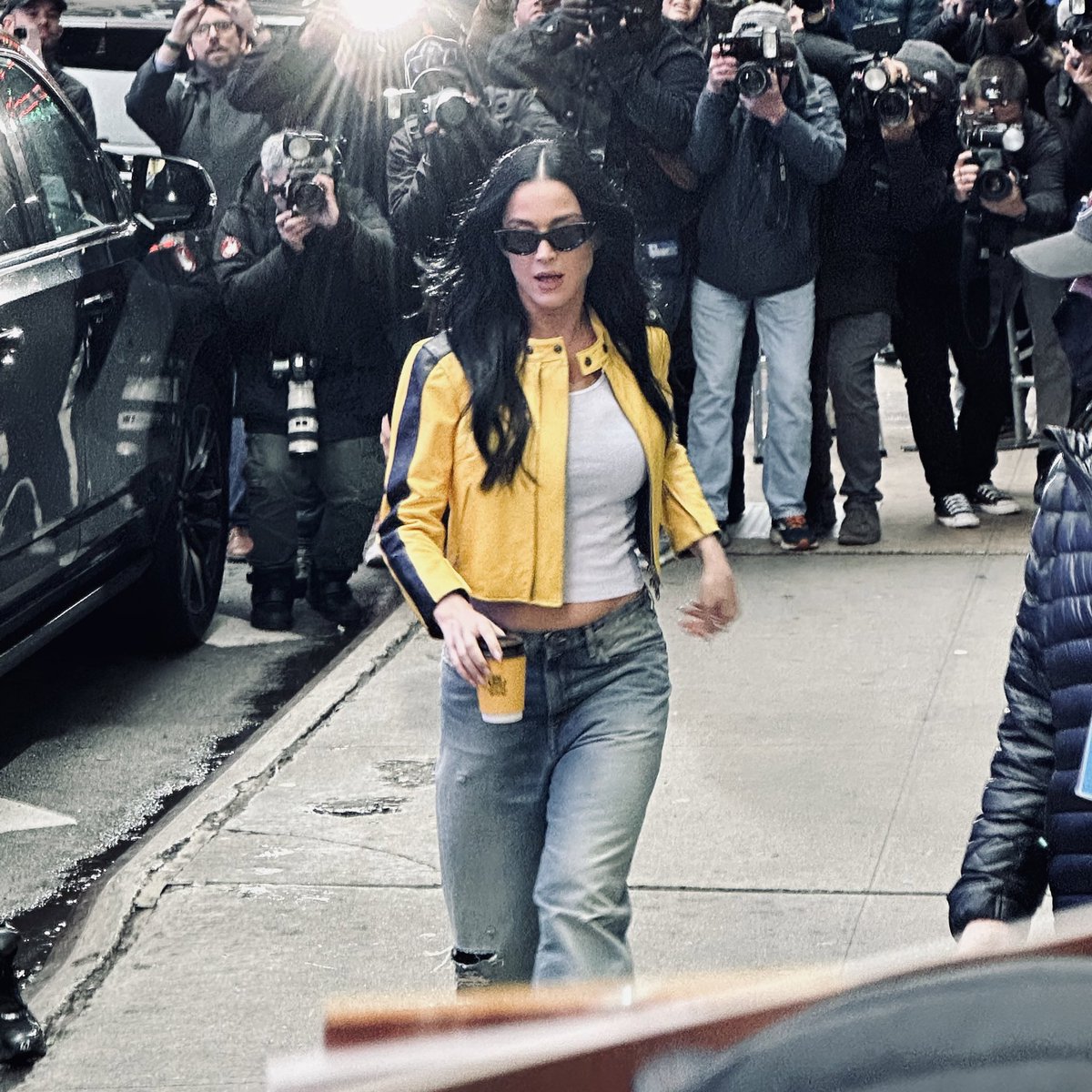 Emma🍓 tweet media