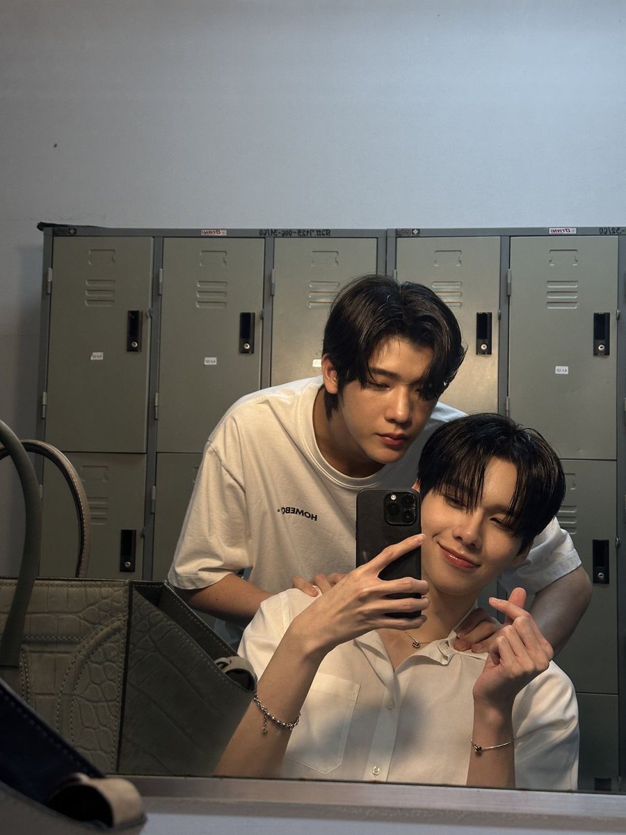 htafls's tweet image. i legit don’t think i’ve ever shed real tears over a pair splitting but jimmyohm legit had SO much potential bro , they never even got a chance to have their own series…like i literally was not expecting this 🫩