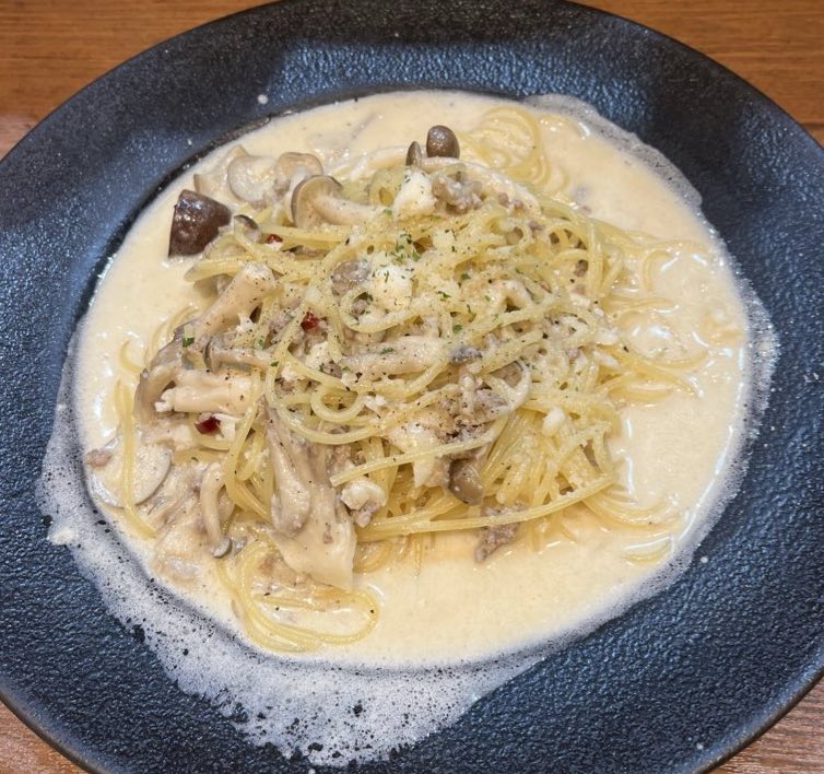 めいか tweet media