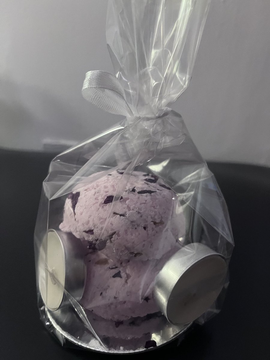 The Pocket tweet media