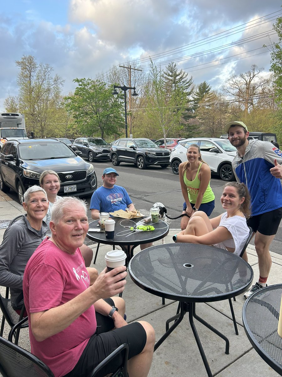 SpewakR's tweet image. Coffee &amp;amp; running vibes were at an all time high this morning!!! On the run baby! #spewakracing #runstl