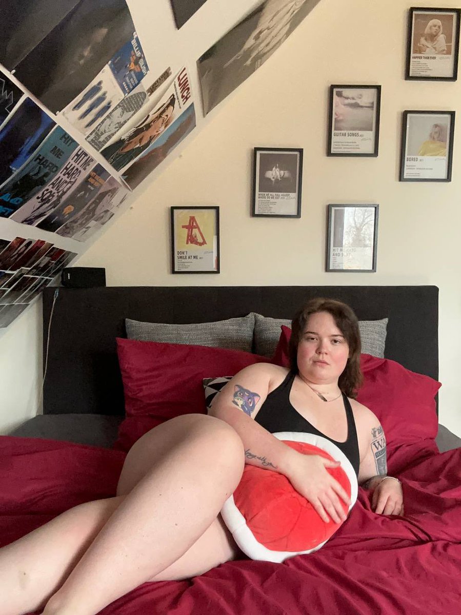Ruby Parker tweet media
