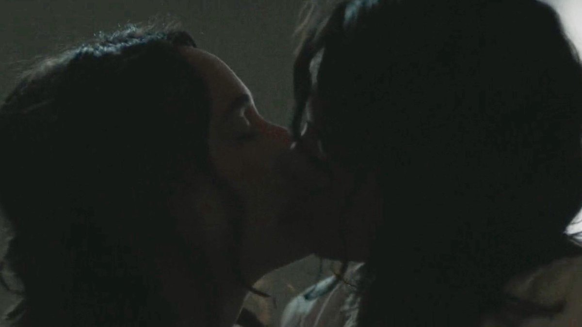 sapphic films tweet media