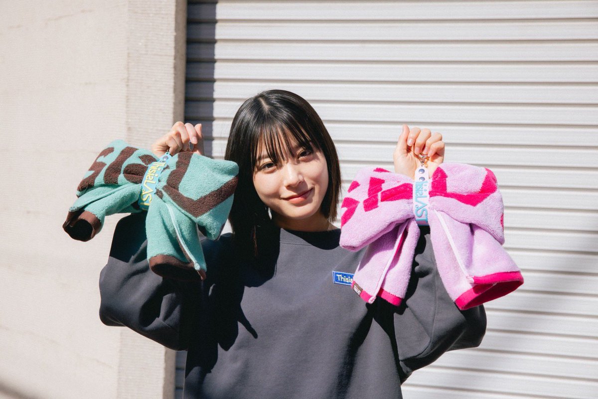 ThisisLASTBAND's tweet image. 🗓️明日4/4(土)開催!!

#ThisisLAST
one man live tour “Trigger”

▫️2026/04/04(土)
＠ Spotify O-EAST
Thank you sold out!!

🛒グッズ先行販売：14:00〜(予定)
thisislast.jp/news/detail/71…

💿AL ＃HOME ご購入で
LIVE会場限定絵柄ポストカードをランダムでプレゼント!!