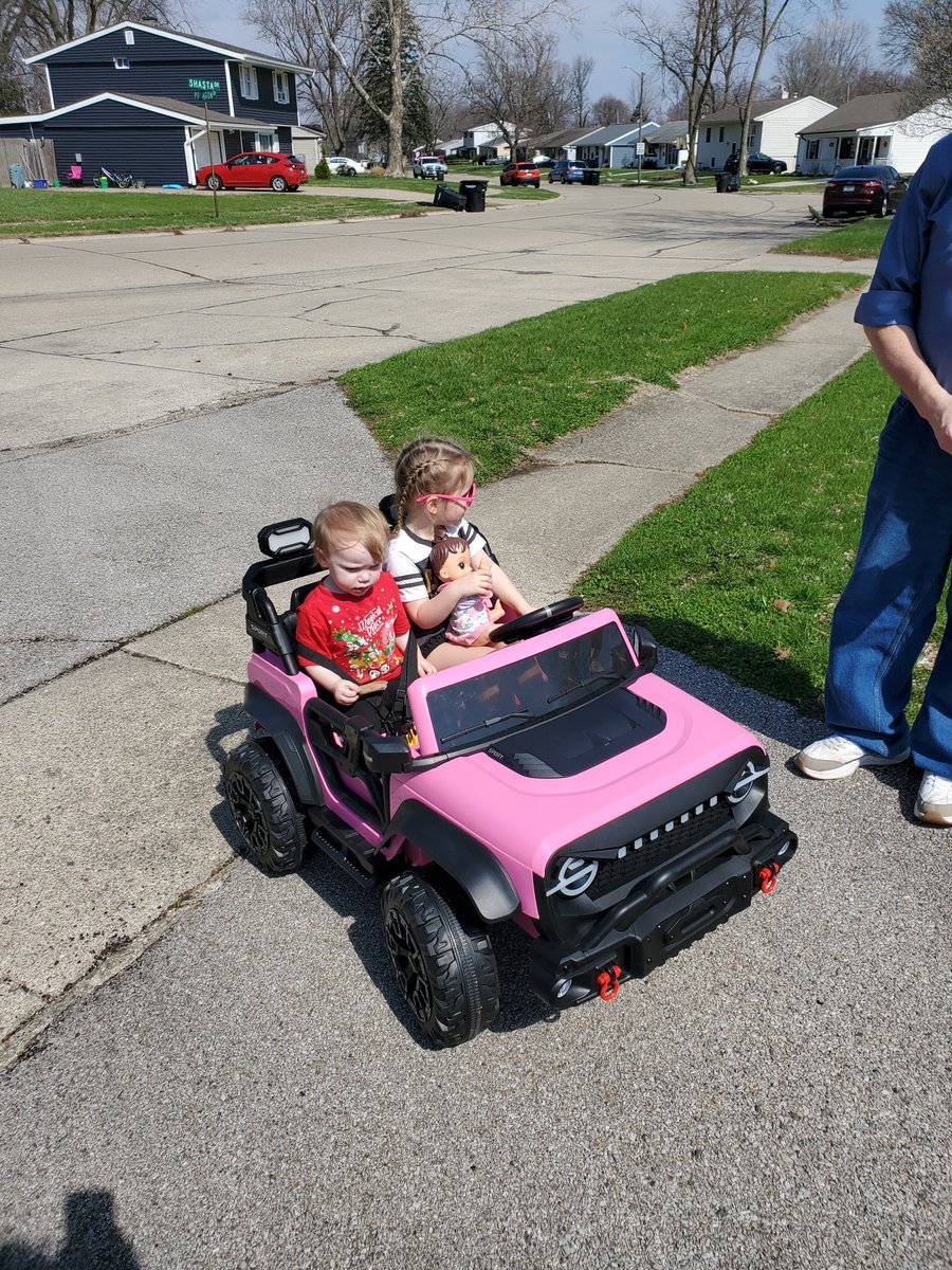 sandy cassaday tweet media