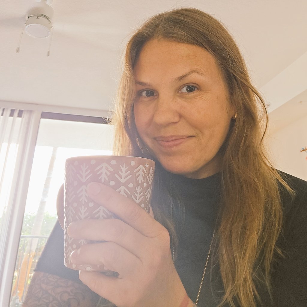 Kimberly K. Maher tweet media