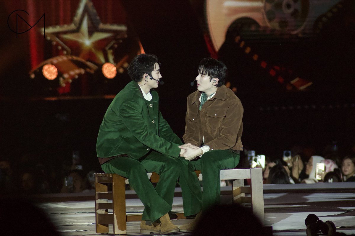 CM2 CONNECT tweet media