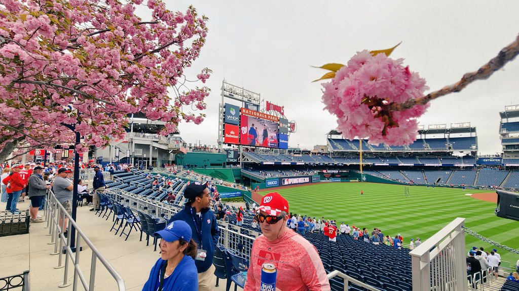 TalkNats's tweet image. #OpeningDay 
with #Natitude