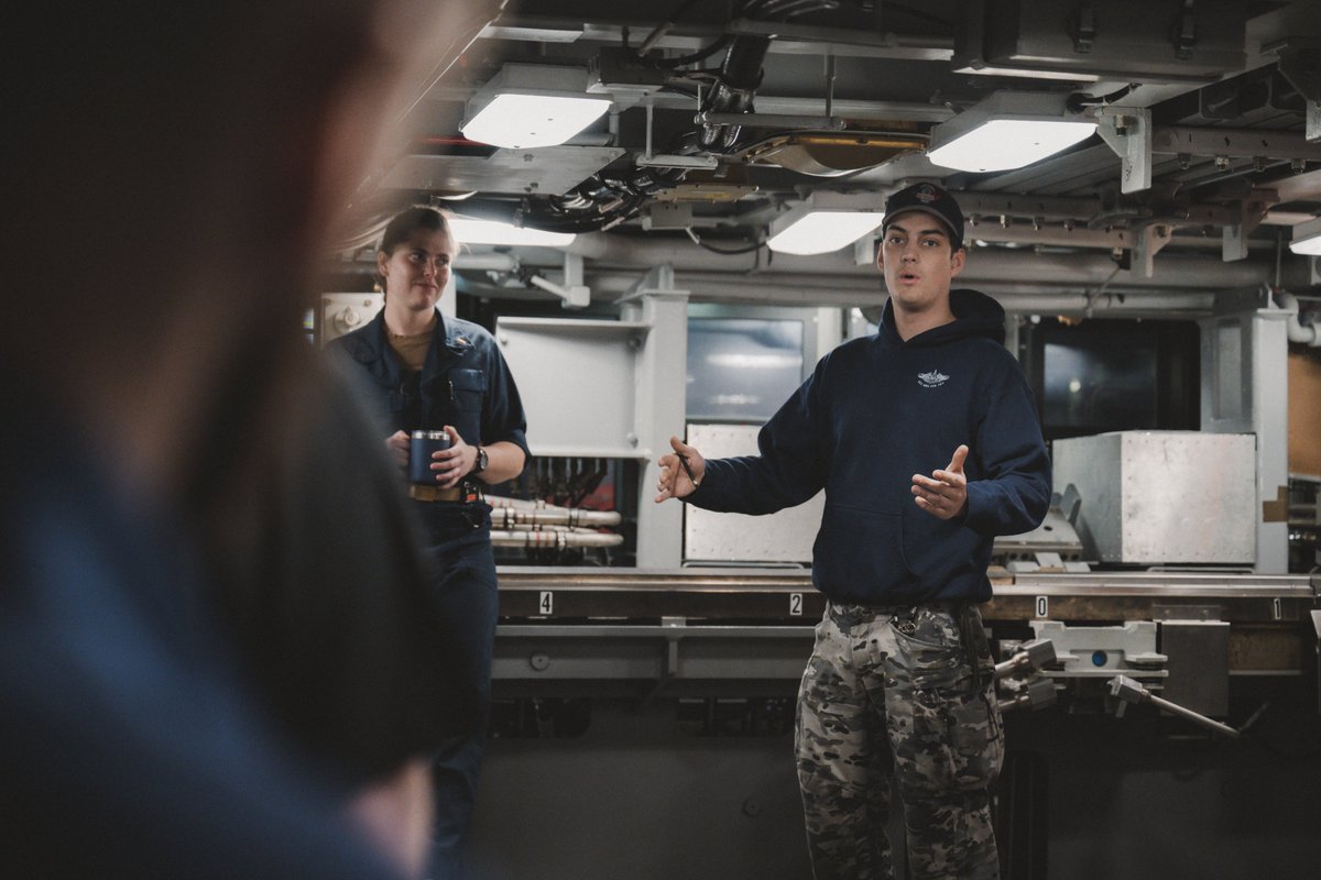 U.S. Naval Academy tweet media