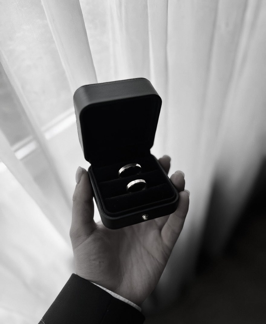 REINARD. tweet media