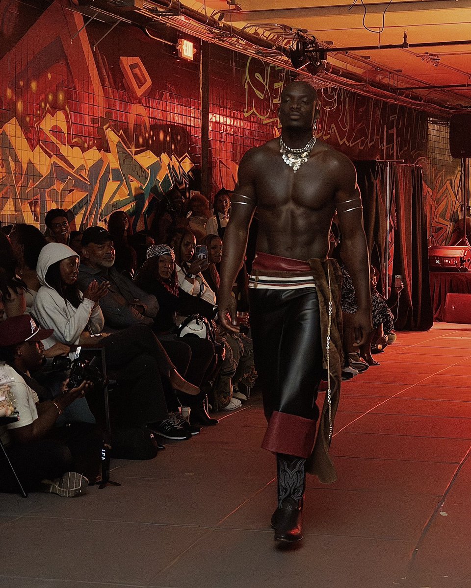 𝐚𝐝𝐞 tweet media