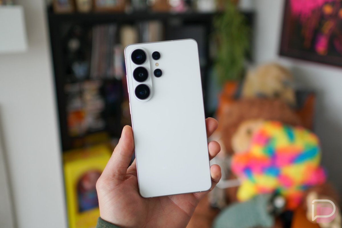 Droid Life tweet media