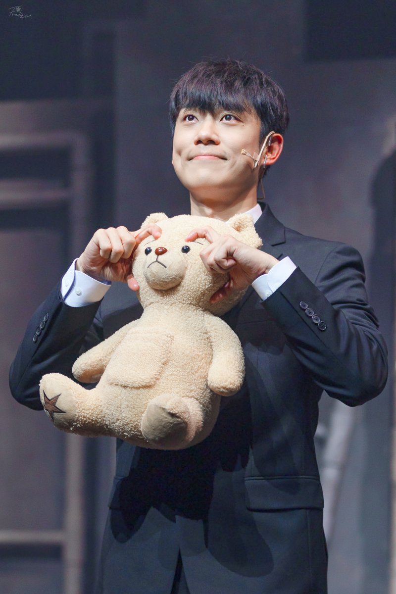 260403 뮤지컬 [더 라스트맨] 커튼콜데이                                                                                                          

생존자 #김찬종