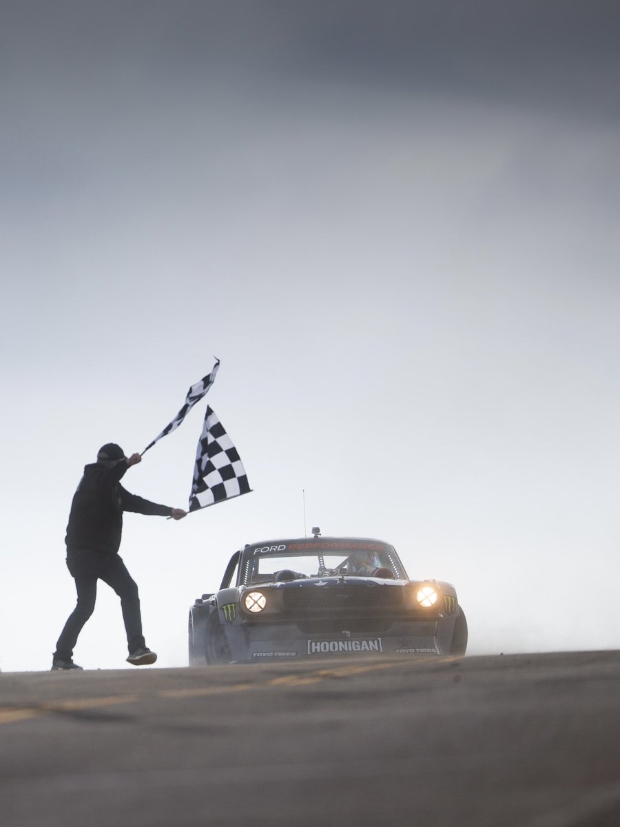 Pikes Peak International Hill Climb tweet media