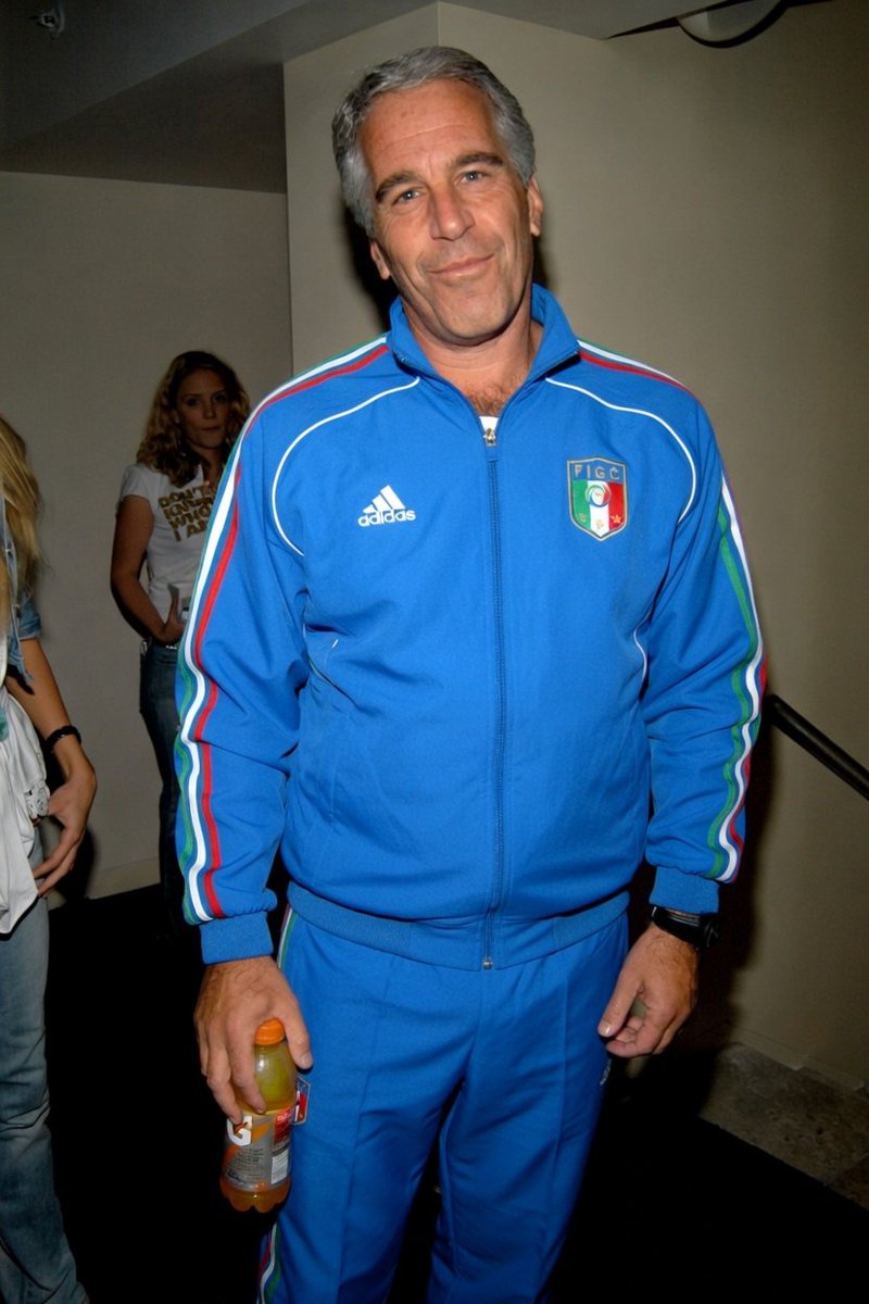 Cane della VIOLESIA 🐕🇲🇾🟣 tweet media