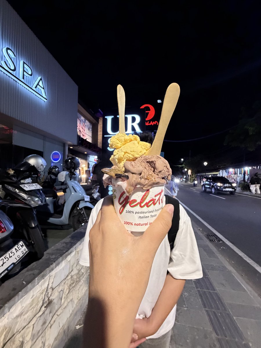 chococip4's tweet photo. Yum https://t.co/gdXVdByiqa