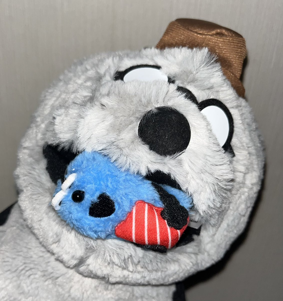 しみ🩶 tweet media