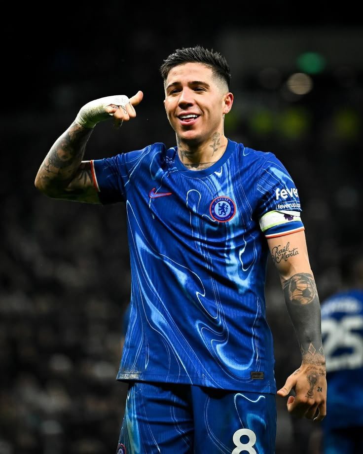 عمرو tweet media