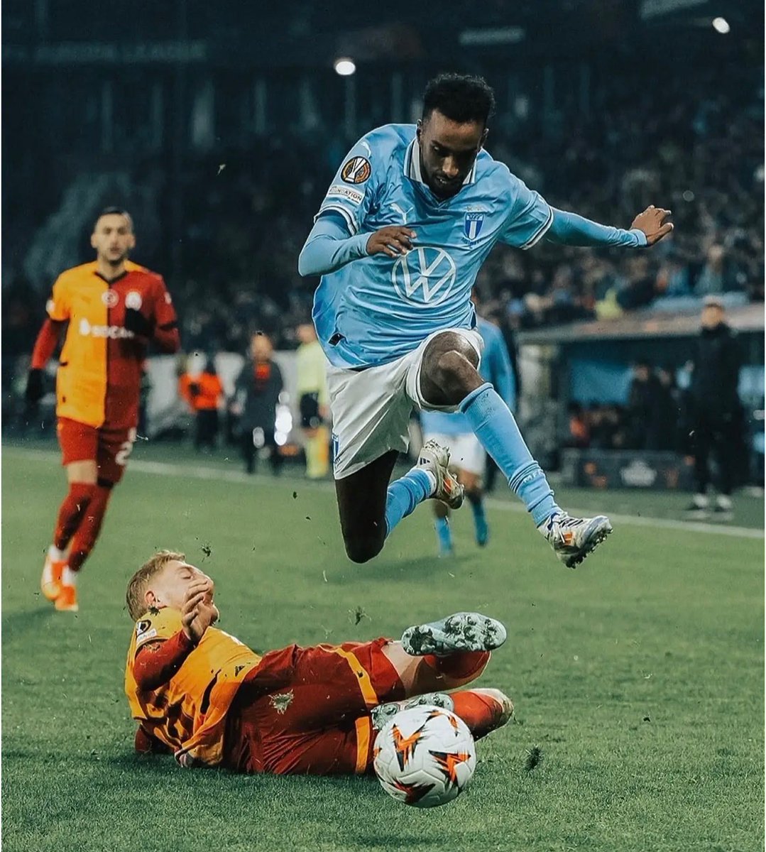 Dark Knight 🇸🇴 tweet media