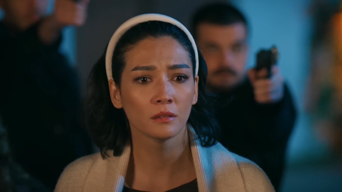 𝑩𝒆𝒍𝒍𝒆. tweet media