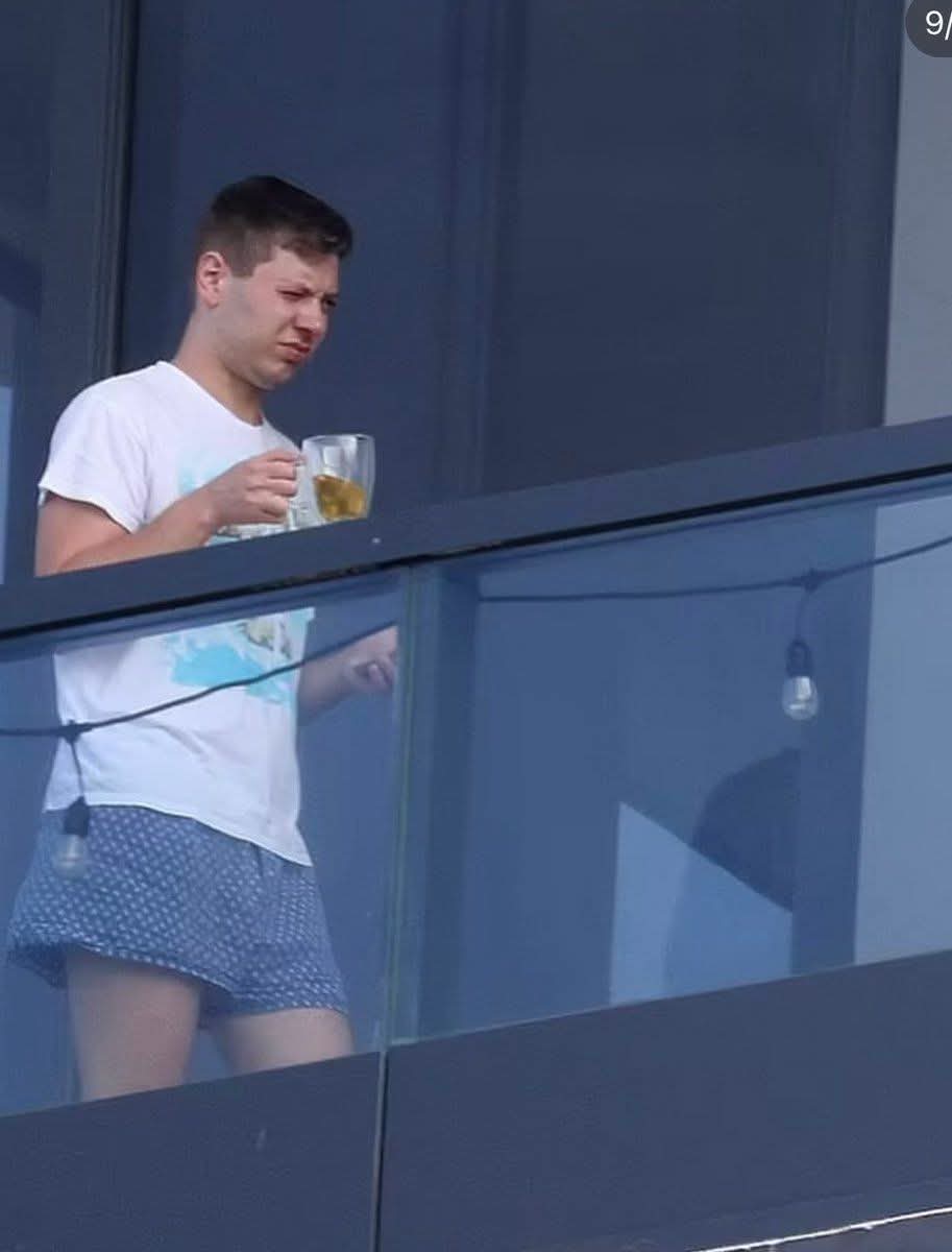 UnitedSnakes1's tweet photo. Netanyahu's son continues to enjoy Miami Beach while more US soldiers are on their way to Iran. https://t.co/p8wrraZena