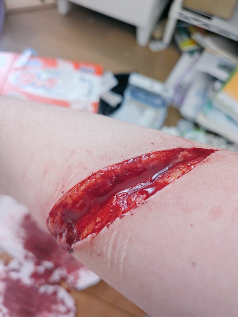 承認欲求 tweet media