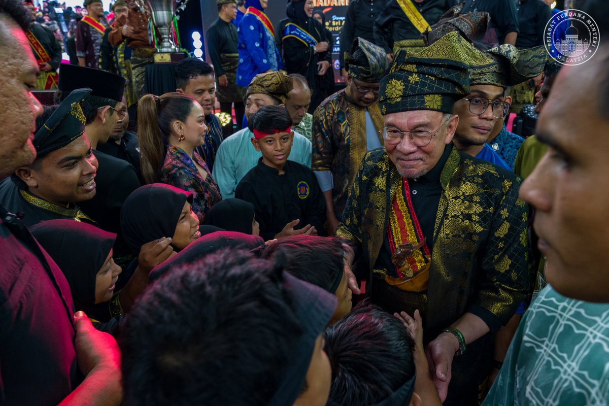 Anwar Ibrahim tweet media