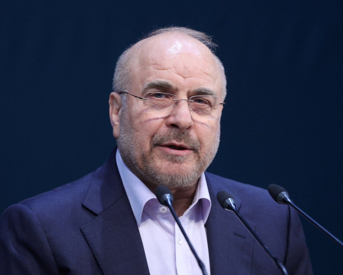 BREAKING : This is brutally Savage 🔥

🇺🇸 Trump –– "We will easily open the Strait of Hormuz and take out oil from Iran" 

🇮🇷 Iran Parliament Speaker –– 🔥 "You similarly claimed Iran's defeat 37 times in a row. Then moved to regime change and now crying to beg to find your