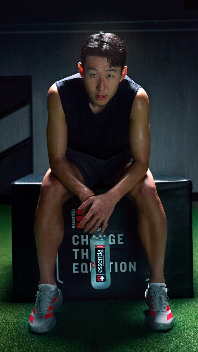 Essentia Water tweet media