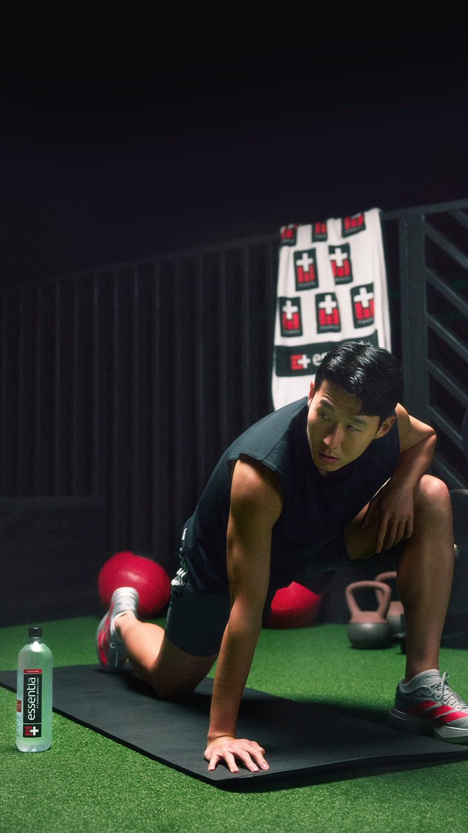 Essentia Water tweet media