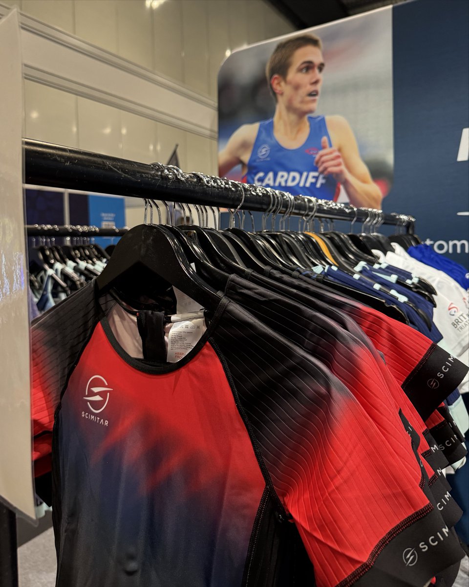 Scimitar Custom tweet media