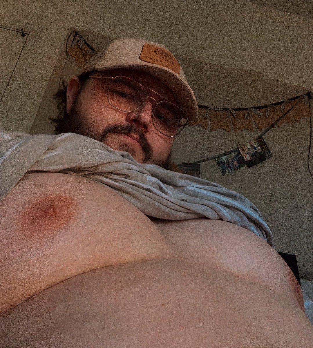 esoteric fat boy tweet media