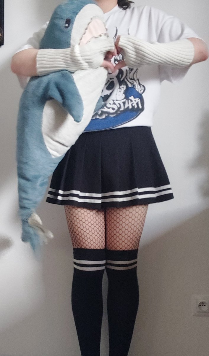 js_femboy tweet media