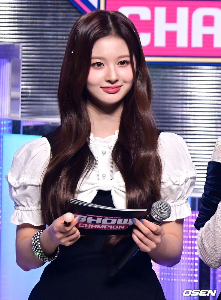 : princess.site/yoon-a ❤︎ tweet media