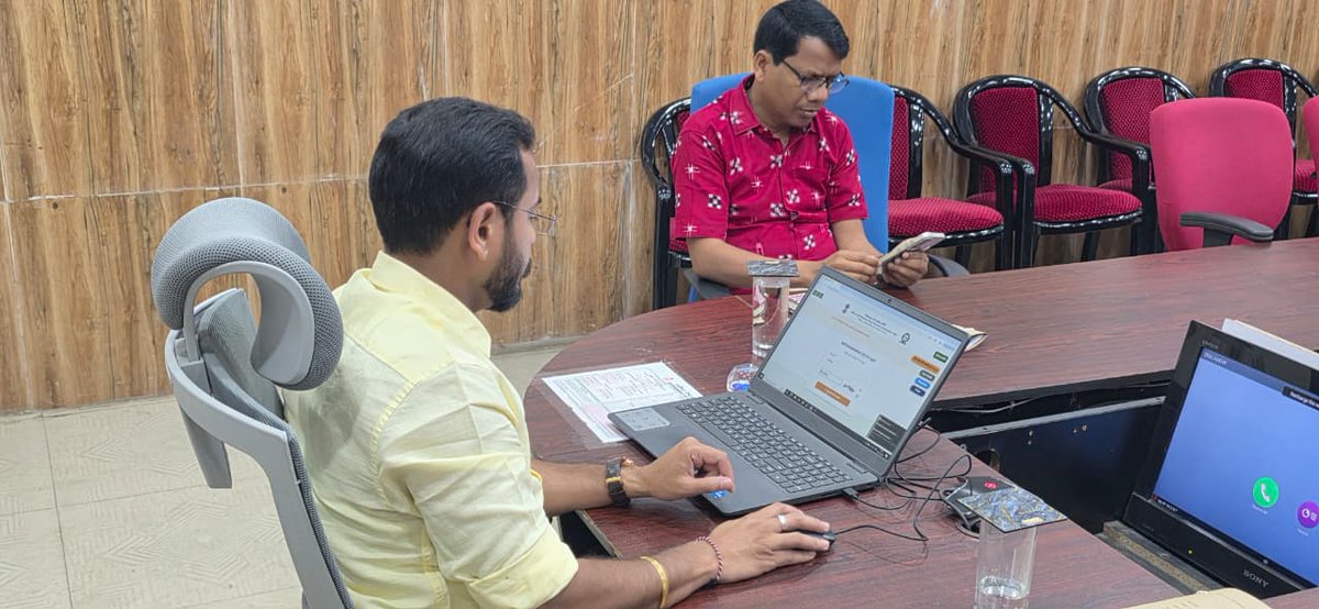 Collector & DM, Balangir tweet media