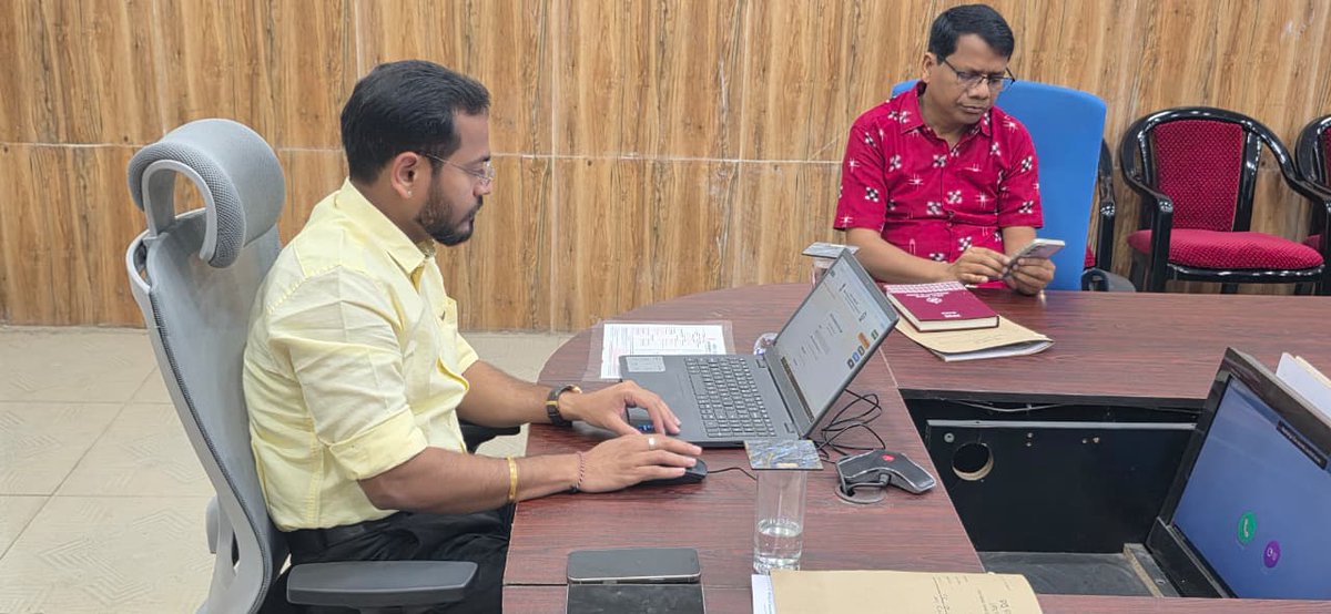 Collector & DM, Balangir tweet media