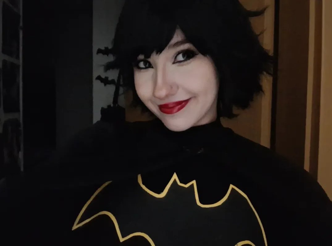 Catherine Lewis tweet media