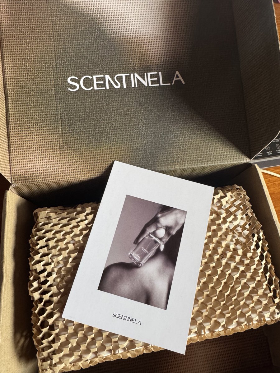 loira do tchan tweet media