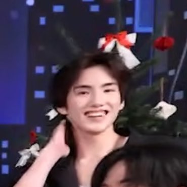 𝑻𝒉𝒖𝒓𝒔𝒅𝒂𝒚𓂃⋆ tweet media