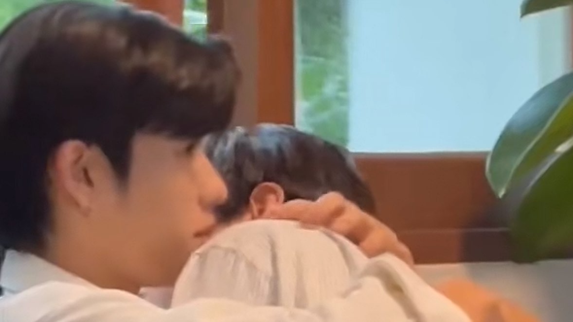 ตุ๊บป่องด๊องด่อง🐥 tweet media