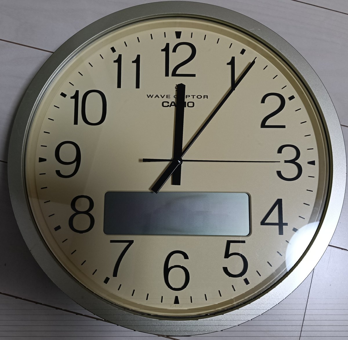 ICC_3100J's tweet photo. 【急募】
実は私の思い入れの時計であるIC-410Qの時計液晶がつかなくなってしまったんですけどこの時計治したいなと思ってます。
自分で治すのも良いんですがやっぱ壊したくないってのもあるので専門の所で治したいんです!!
愛知県で掛時計修理してもらえる場所ってどこかありますか? https://t.co/Rh8xCR8bgT